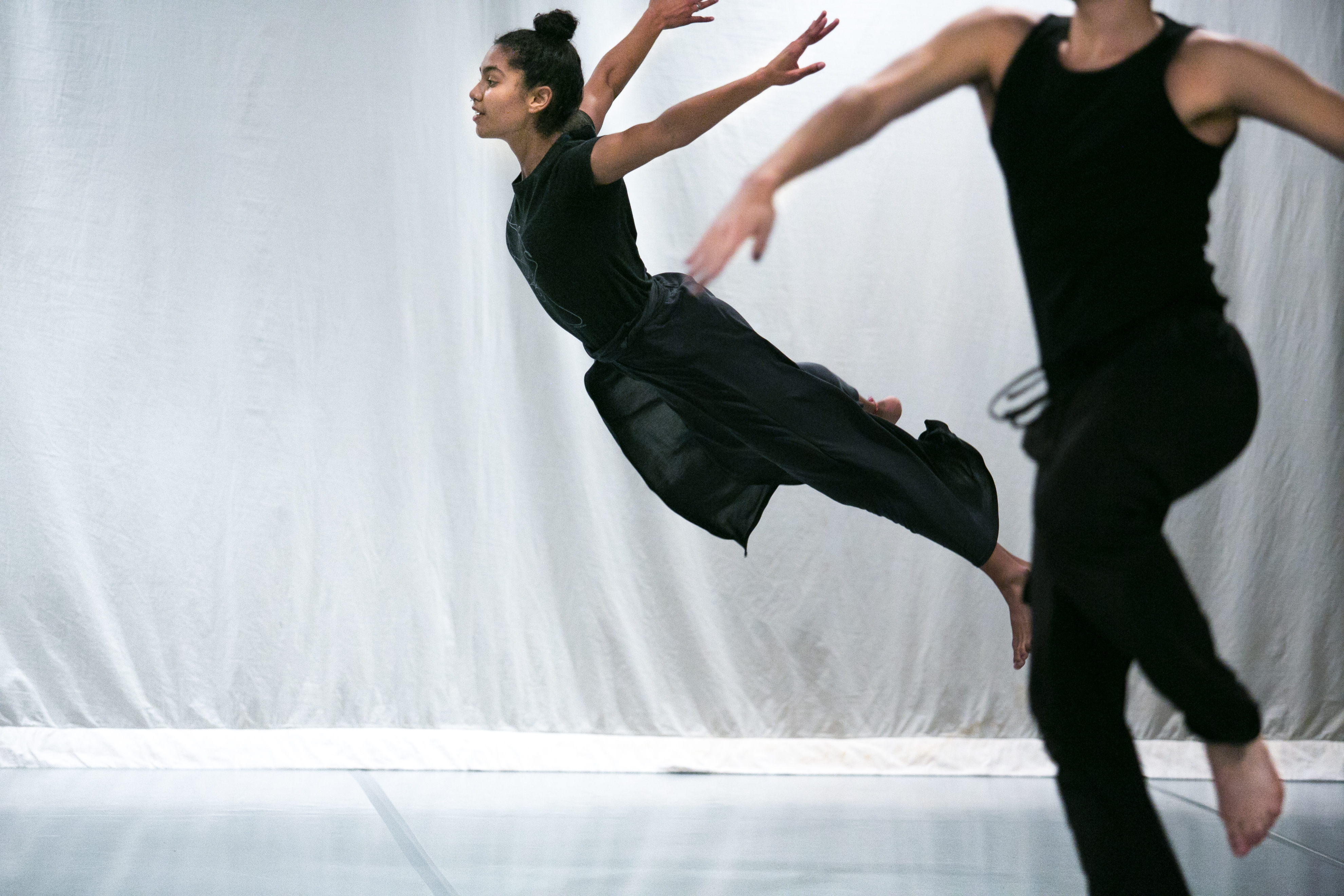 Repertoire Trisha Brown - Solo Olos - picture by Tine Declerck